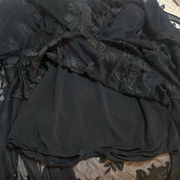 Women’s MARCIANO Los Angeles Elegant Black Lace Embroidered Flowers Whimsigoth S - Picture 9 of 12